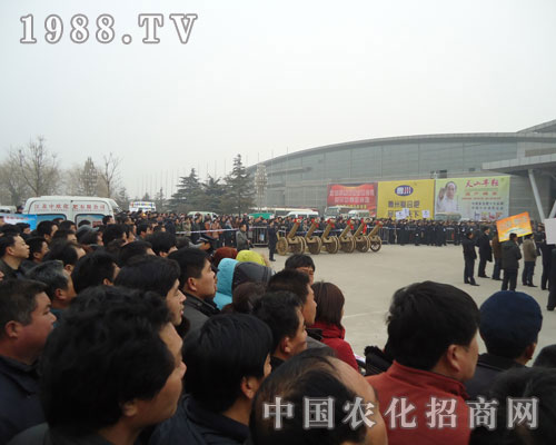 �ʝ��r�Y���ڱ��˵��ڴ����_Ļ